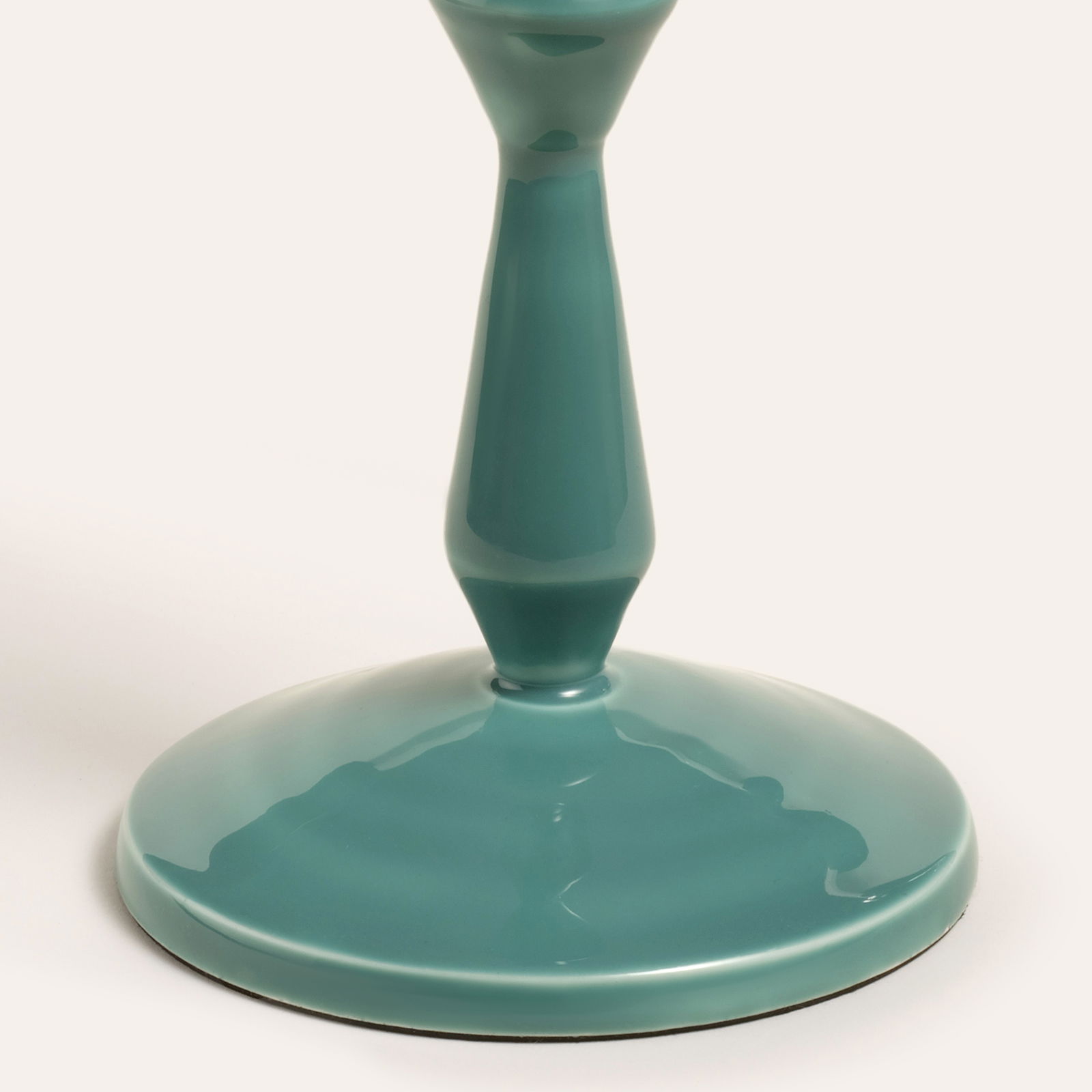 Nanpur Metal Şamdan 7x7x23 Cm Yeşil