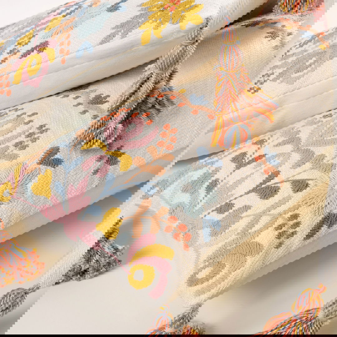 Jaıpur Püsküllü Nakışlı Pamuk Kırlent 35x100 Cm Renkli